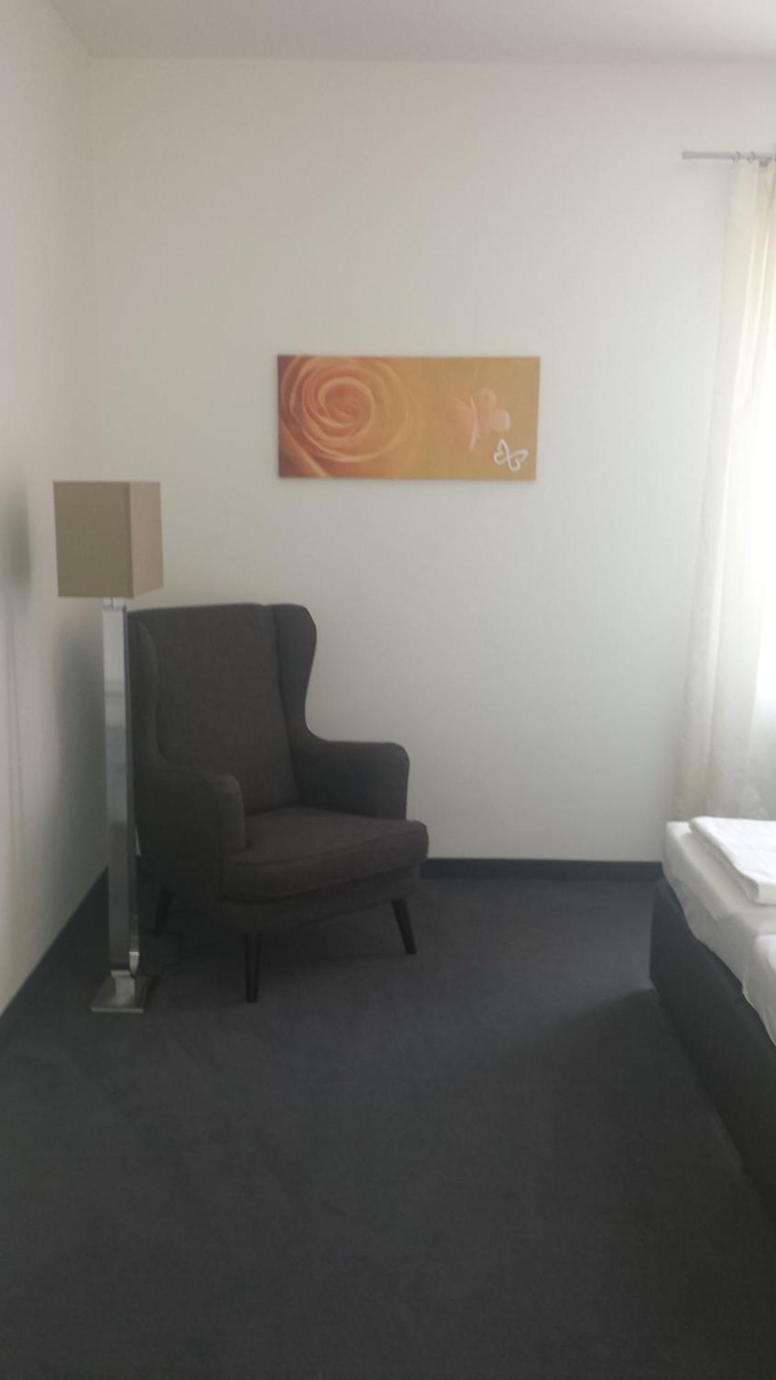 אמשטטן Stadthotel Guertler מראה חיצוני תמונה