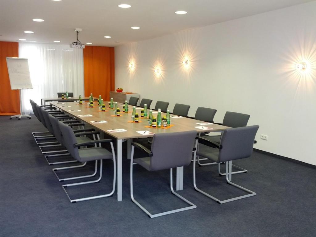 אמשטטן Stadthotel Guertler מראה חיצוני תמונה