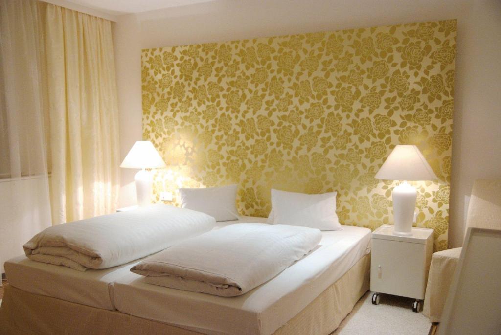 אמשטטן Stadthotel Guertler מראה חיצוני תמונה